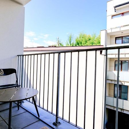 Luxury Apartment Free Parking Wawel Castle 2 Minutes Cracóvia Exterior foto